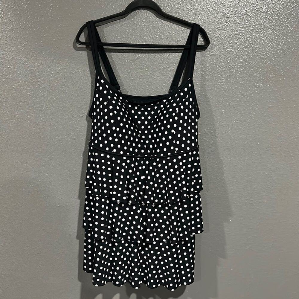 Inches Away Polka Dot Slimming One Piece Swimsuit 22W NWOT